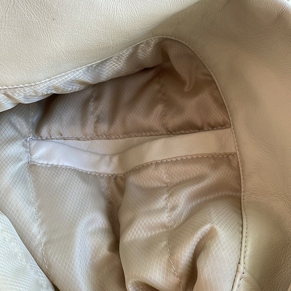 Women’s Excelled Collection Genuine Leather Jacket - Cream - Picture 11 of 12